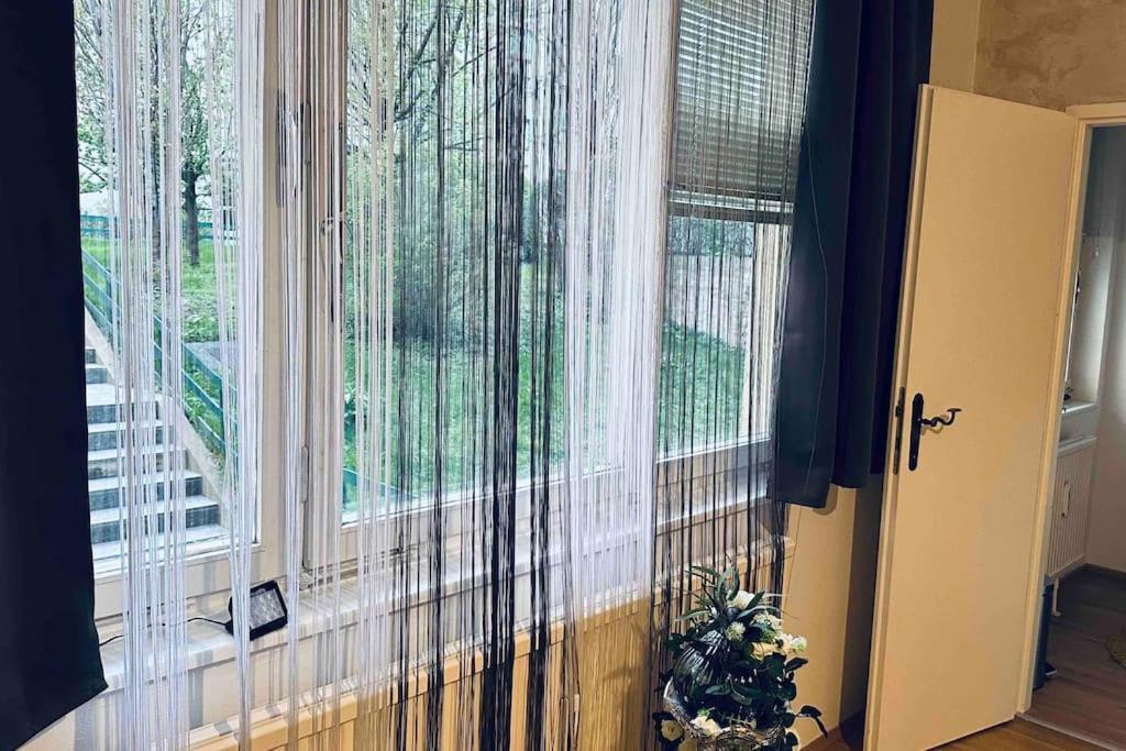 12-Fratelli Apartments Schloss Schonbrunn 10 To City Wiedeń Zewnętrze zdjęcie