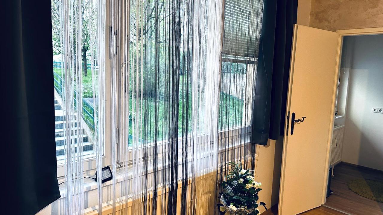 12-Fratelli Apartments Schloss Schonbrunn 10 To City Wiedeń Zewnętrze zdjęcie
